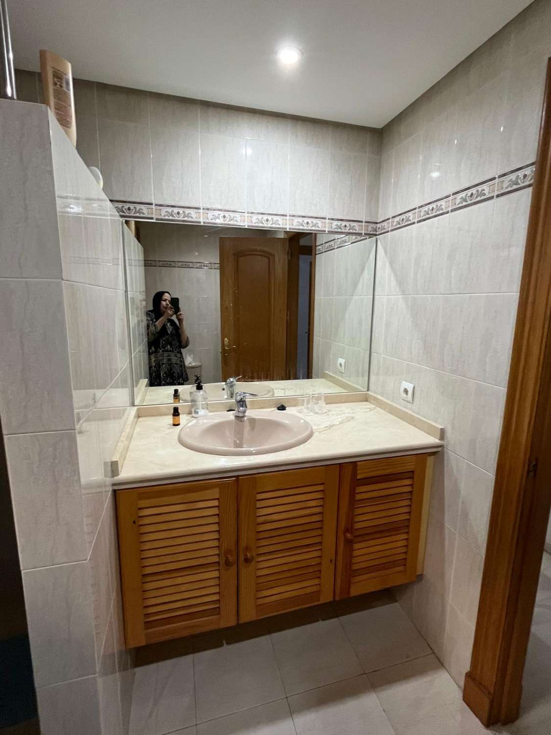 LARGA TEMPORADA Se alquila desde  1.7. 26 bonito apartamento en Benalmádena.
