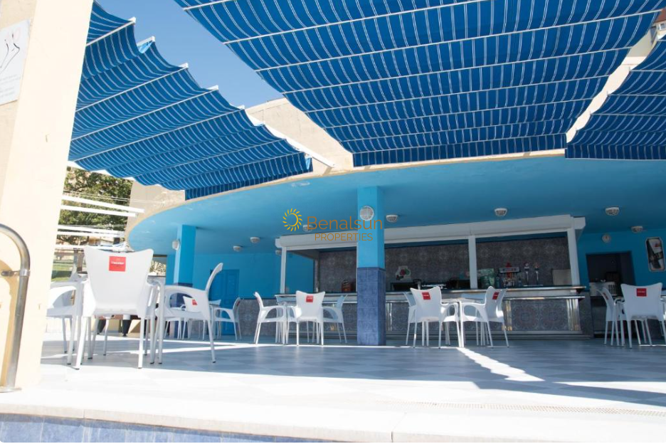 MEDIA TEMPORADA . SE ALQUILA ESTUDIO RECIENTEMENTE REFORMADO DESDE 1.9.26-30.6.27 EN BENALMÁDENA COSTA