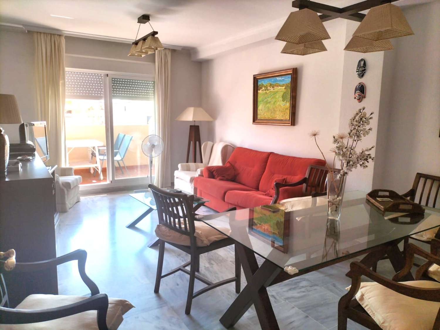 MEDIA TEMPORADA SE ALQUILA DESDE 01/09/26 - 30/06/27 EBONITO APARTAMENTO CON VISTAS LATERALES AL MAR N NUEVA TORREQUEBRADA (BENALMÁDENA COSTA).