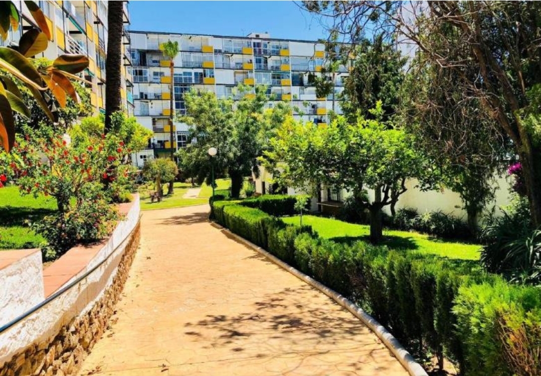 LANGTIDSUDLEJNING FRA 30.6.26 DEJLIG LEJLIGHED I BENALMADENA