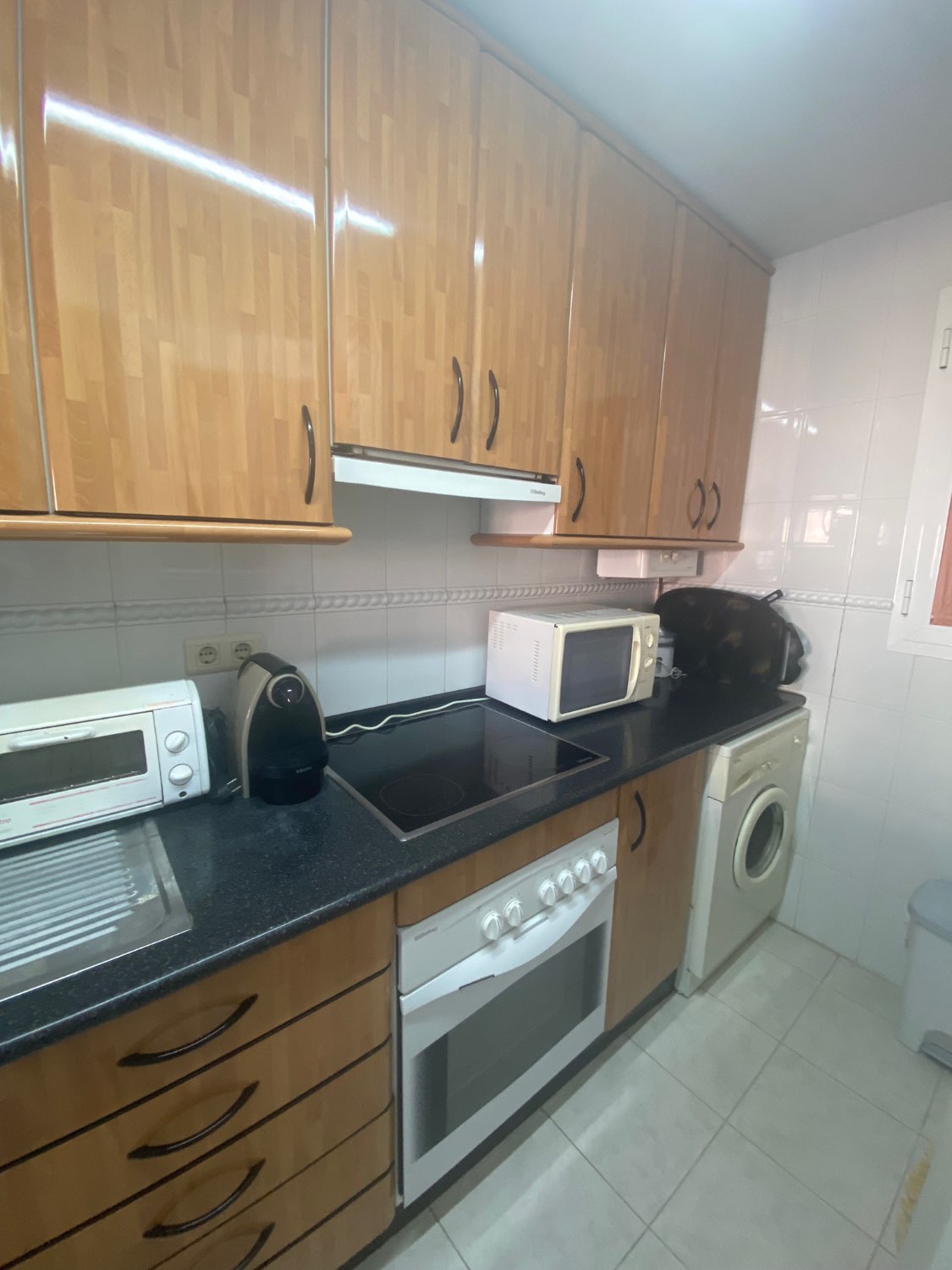 MEDIA TEMPORADA. SE ALQUILA DE 1.9.26-30.6.27 BONITO APARTAMENTO CON VISTAS AL MAR EN LOS BOLICHES (FUENGIROLA)