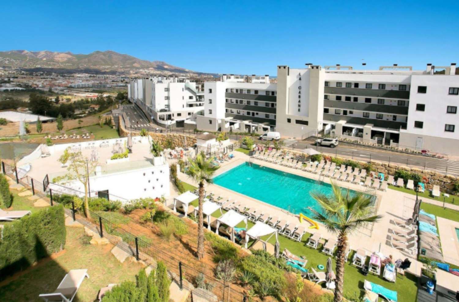 Media Temporada . Se alquila desde 1.9.26-31.5.27 bonito apartamento en Montemar cerca de la Carihuela ( Torremolinos )