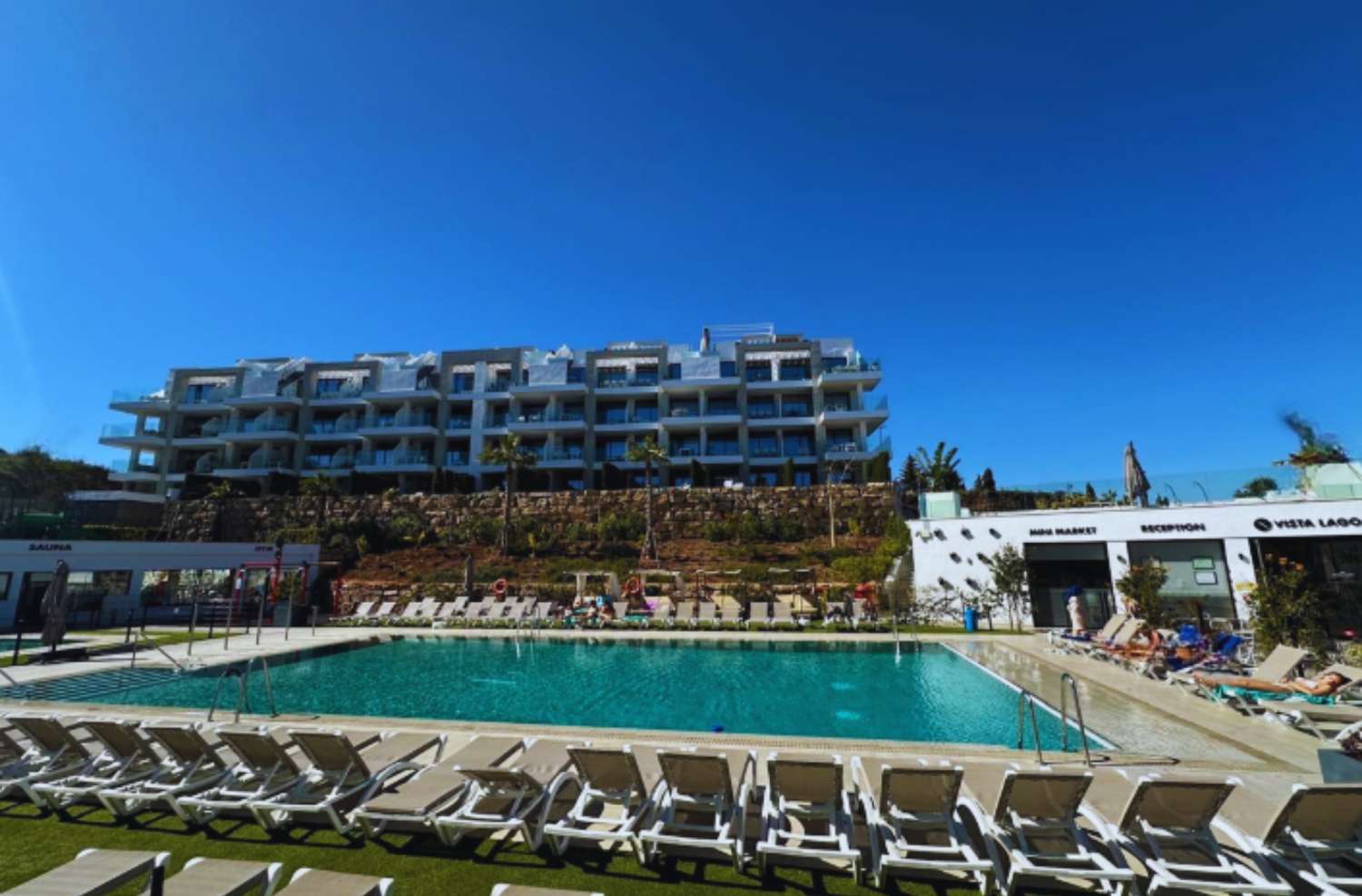 Media Temporada . Se alquila desde 1.9.26-31.5.27 bonito apartamento en Montemar cerca de la Carihuela ( Torremolinos )