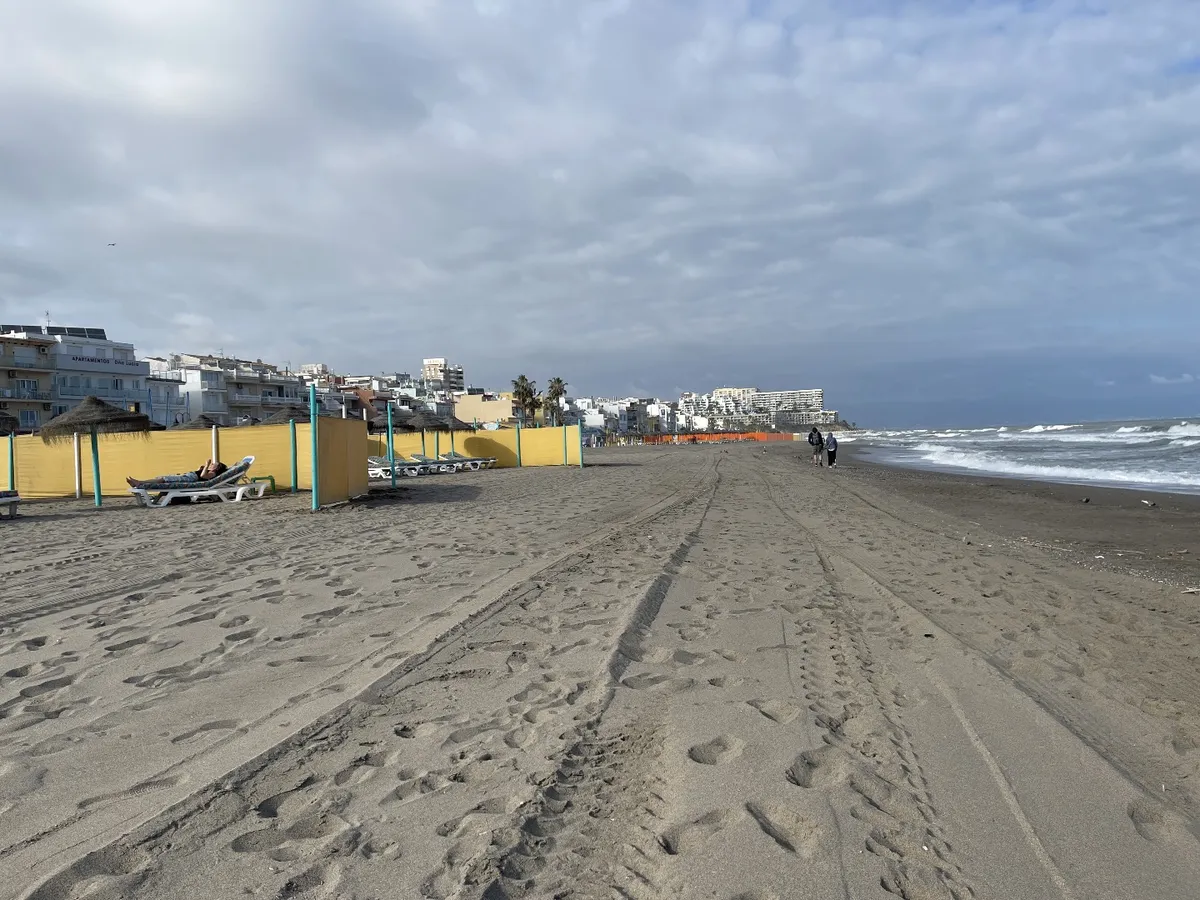 Media Temporada . Se alquila desde 1.9.26-31.5.27 bonito apartamento en Montemar cerca de la Carihuela ( Torremolinos )