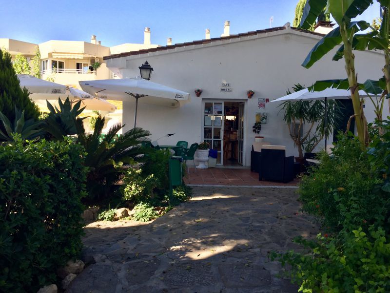 Media Temporada . Se alquila desde 1.9.26-31.5.27 bonito apartamento en Montemar cerca de la Carihuela ( Torremolinos )