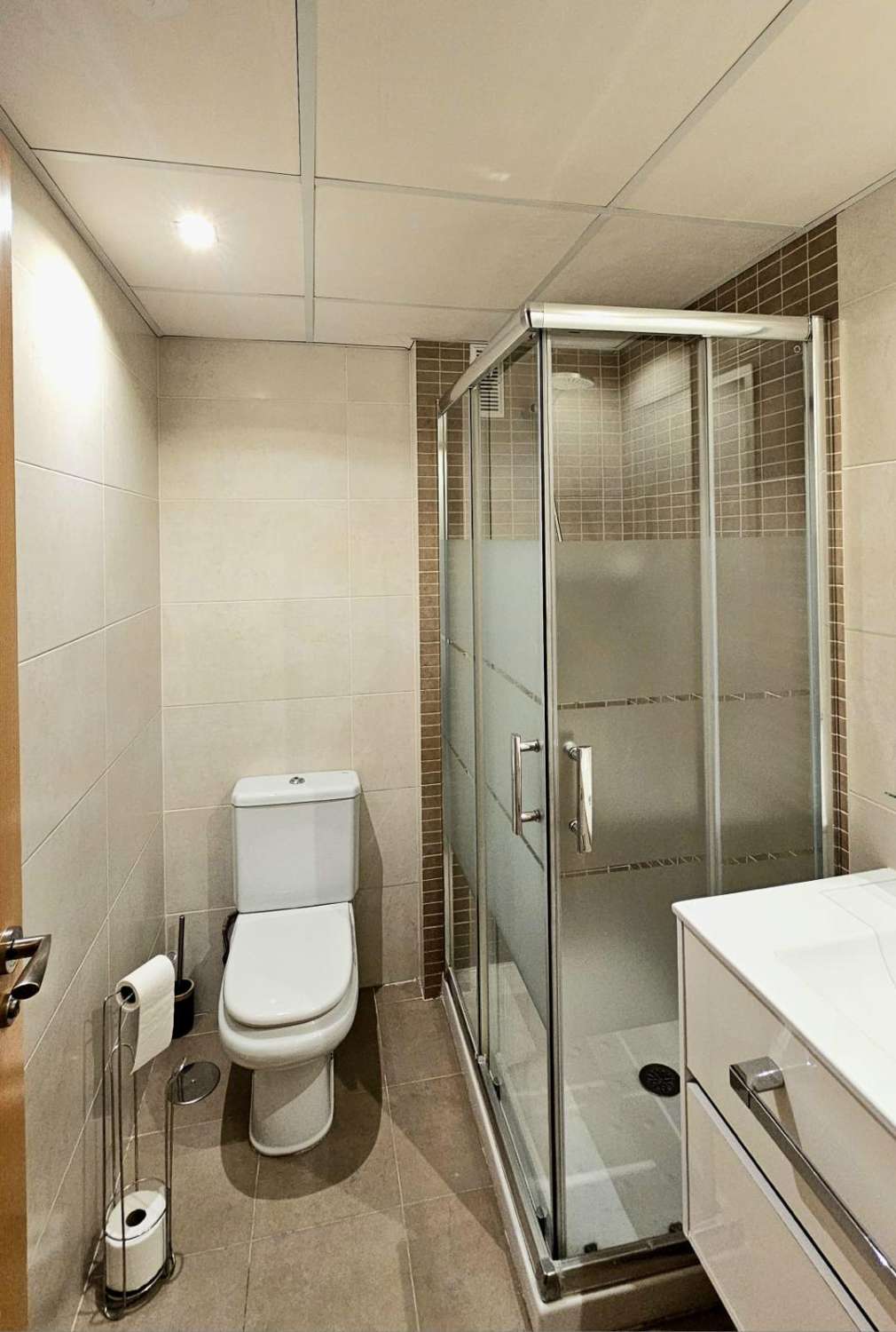 Praktfull leilighet med havutsikt til salgs i Calahonda (Mijas)