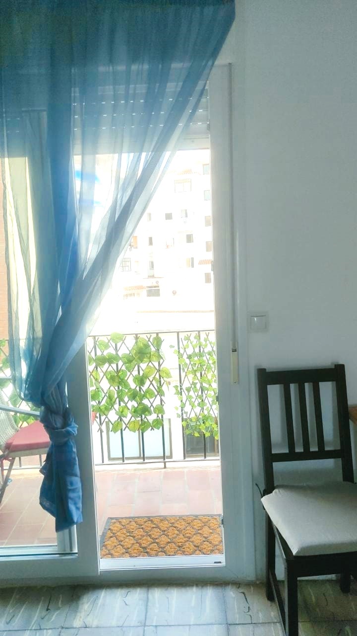 SE ALQUILA BONITO APARTAMENTO DESDE  01.0.9.26-30.6.27 EN ARROYO DE LA MIEL (BENALMÁDENA).