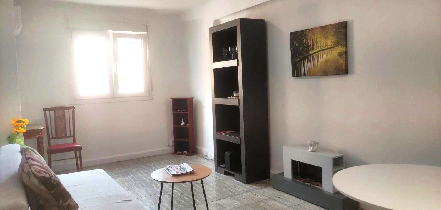 SE ALQUILA BONITO APARTAMENTO DESDE  01.0.9.26-30.6.27 EN ARROYO DE LA MIEL (BENALMÁDENA).