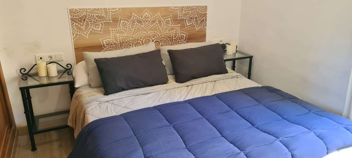 Media Temporada  . Se alquila desde 1.10.26-30.6.27 bonito apartamento en Arroyo de la Miel (Benalmádena)