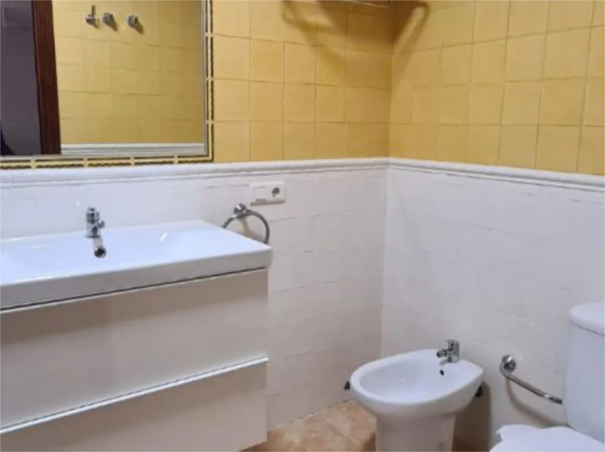 Media Temporada  . Se alquila desde 1.10.26-30.6.27 bonito apartamento en Arroyo de la Miel (Benalmádena)