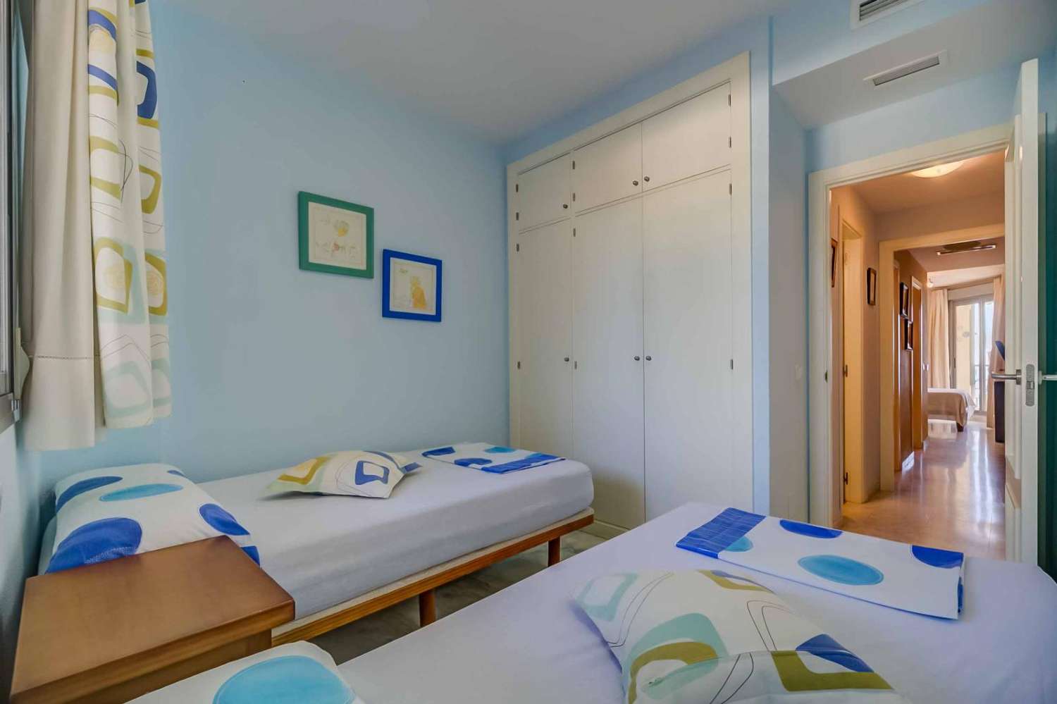Media Temporada . Se alquila desde  1.9.26-30.6.27   bonito apartamento con vistas al mar  en Torreblanca del Sol (Fuengirola )