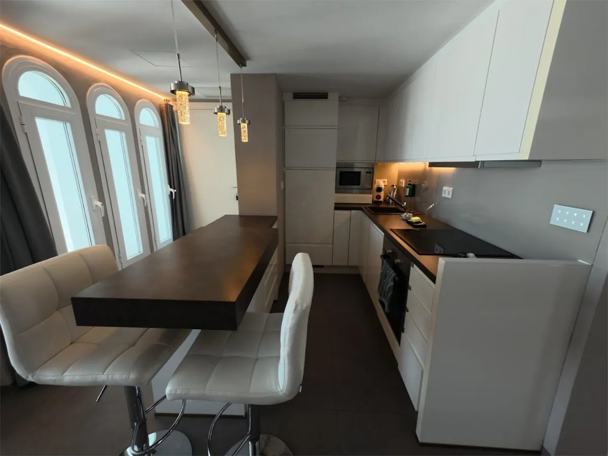 SE VENDE MAGNIFICO ATICO EN 1ª LINEA DE PLAYA EN ZONA RIVIERA DE SOL (MIJAS)
