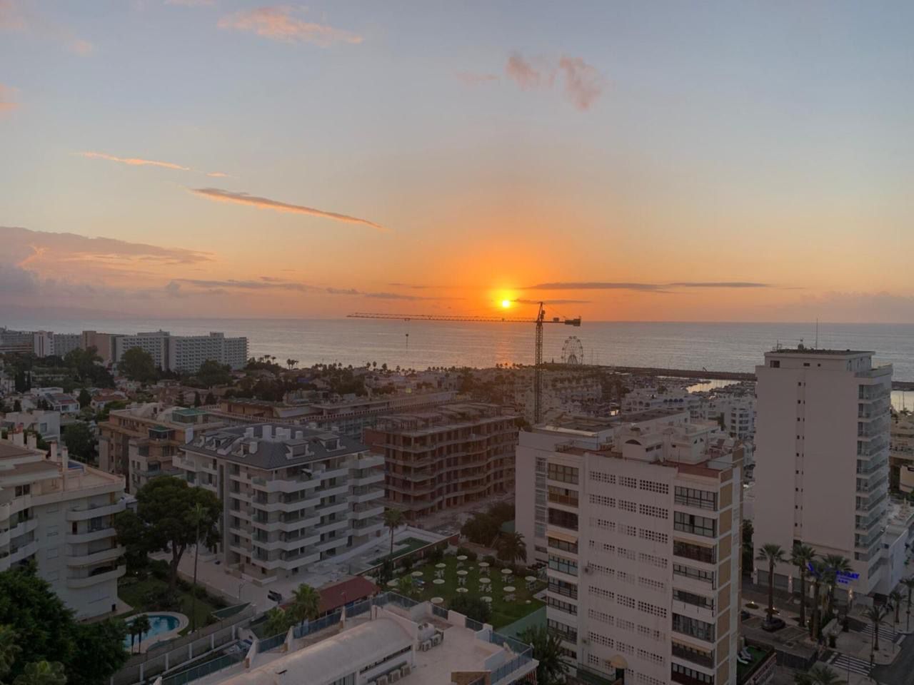 Se vende magnifico apartamento con vistas al mar cerca de Puerto Marina ( Benalmadena)