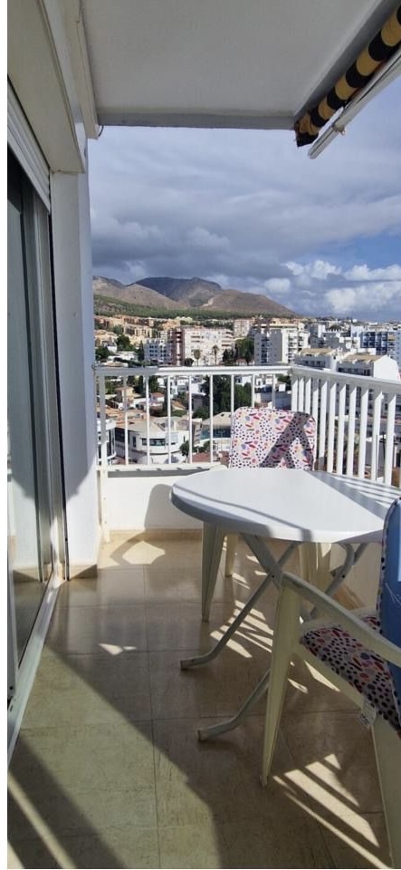 Se vende magnifico apartamento con vistas al mar cerca de Puerto Marina ( Benalmadena)