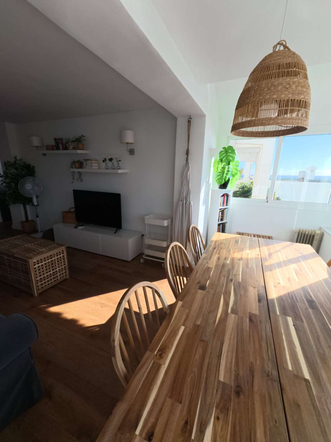 Se vende  magnifico apartamento en 1ª linea de playa en zona Riviera del Sol (Mijas )
