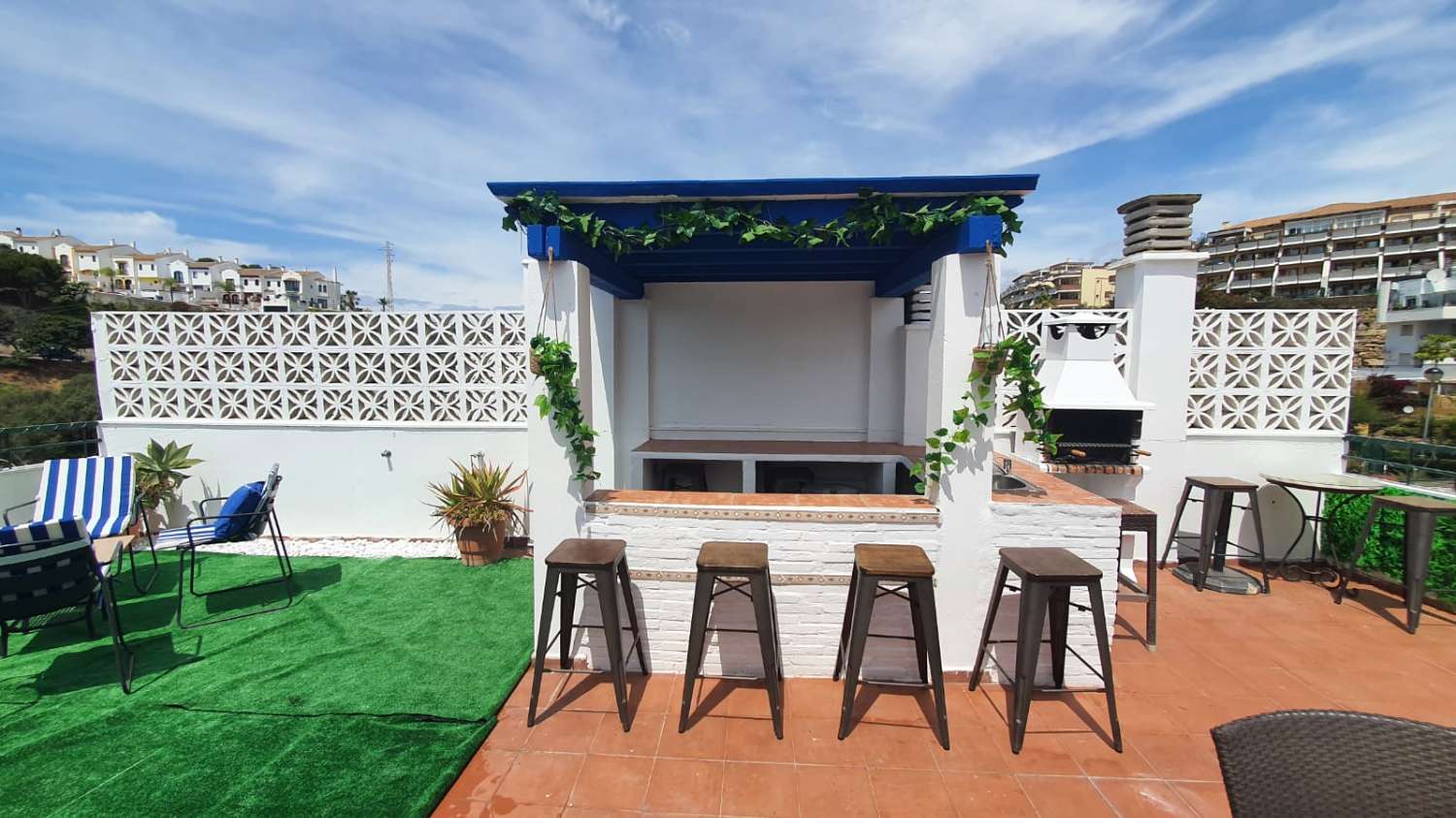 Halv sæson. Til leje fra 1.9.26 - 30.6.27 smuk penthouse i Mijas Costa