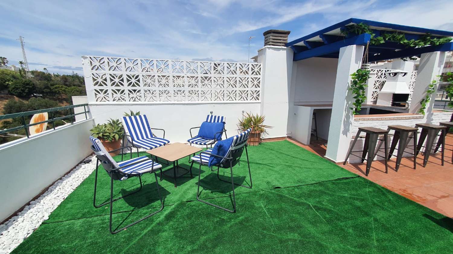 Halv sæson. Til leje fra 1.9.26 - 30.6.27 smuk penthouse i Mijas Costa