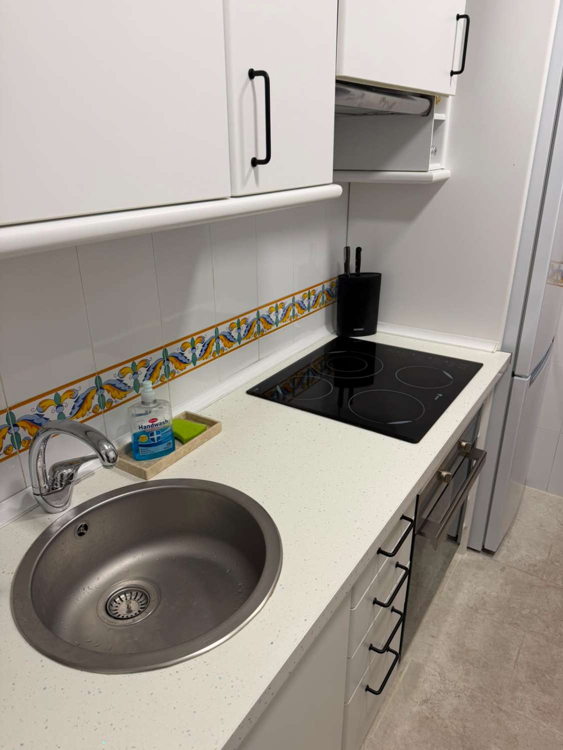 Larga Temporada Se alquila bonito apartamento  con vistas al mar en zona lagar - La  Cal Golf (Mijas  Costa)
