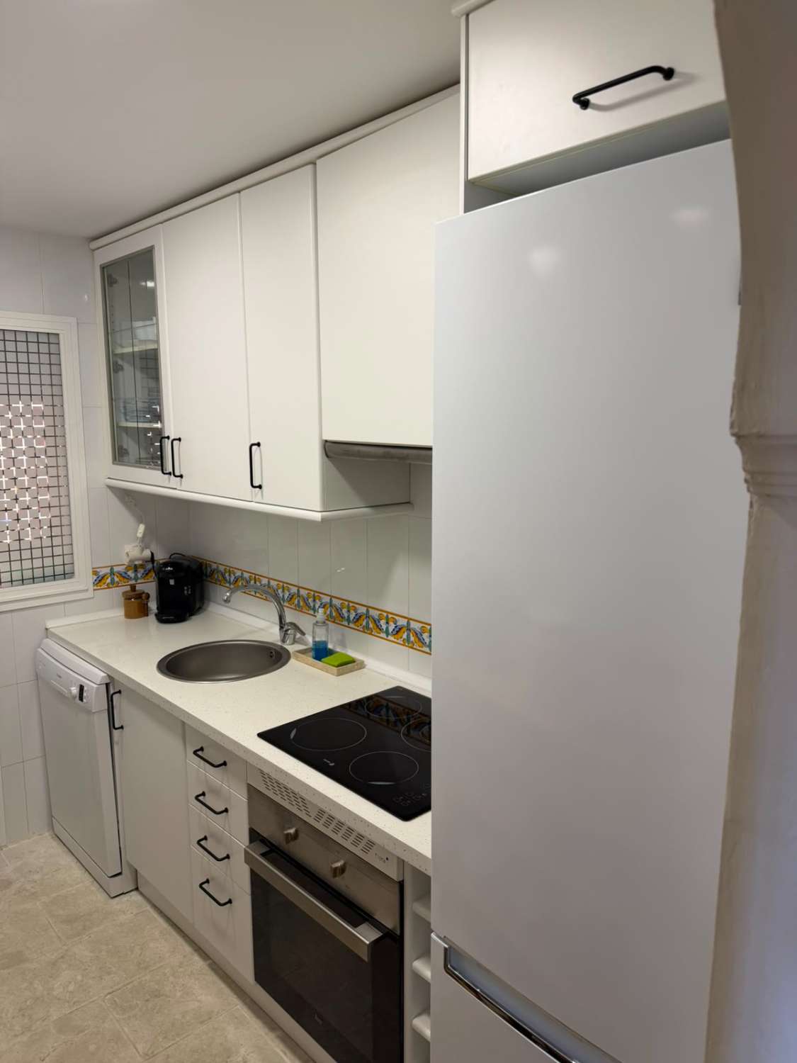 Larga Temporada Se alquila bonito apartamento  con vistas al mar en zona lagar - La  Cal Golf (Mijas  Costa)