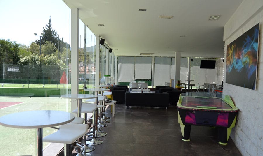 MEDIA TEMPORADA . SE ALQUILA DEL 01.10.26--31.5.27 BONITO ESTUDIO EN LA COLINA (TORREMOLINOS)
