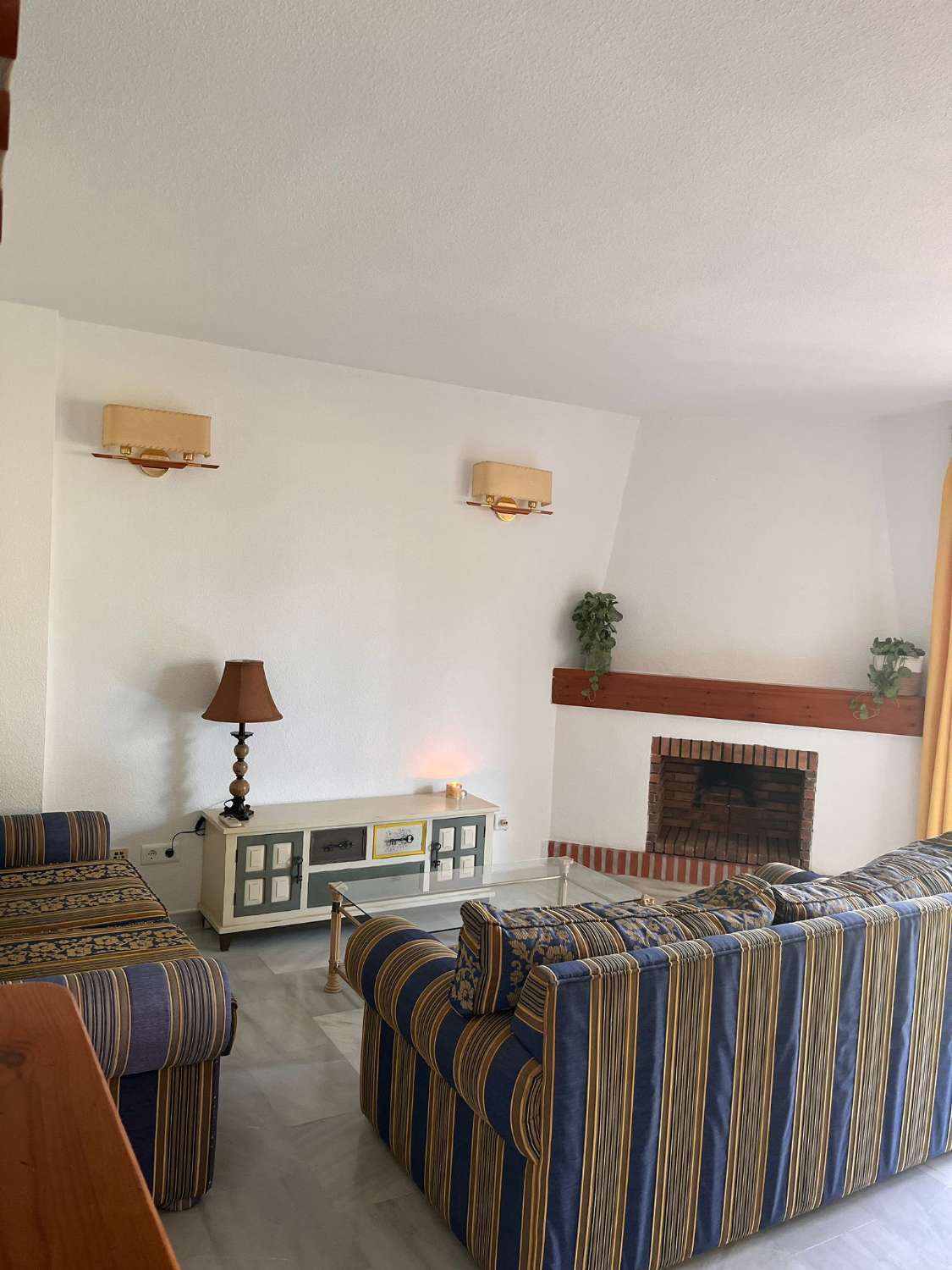 Larga Temporada . Se alquila desde principios de Julio 2026  bonito apartamento cerca de Mijas Golf