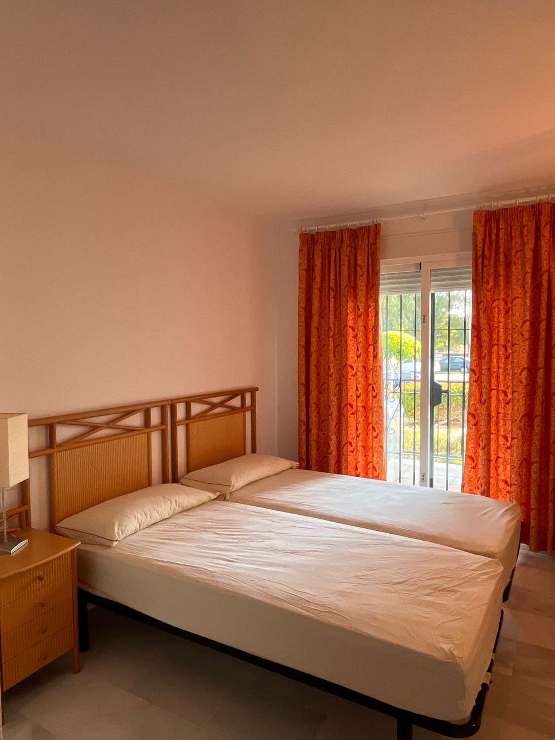 Larga Temporada . Se alquila desde principios de Julio 2026  bonito apartamento cerca de Mijas Golf