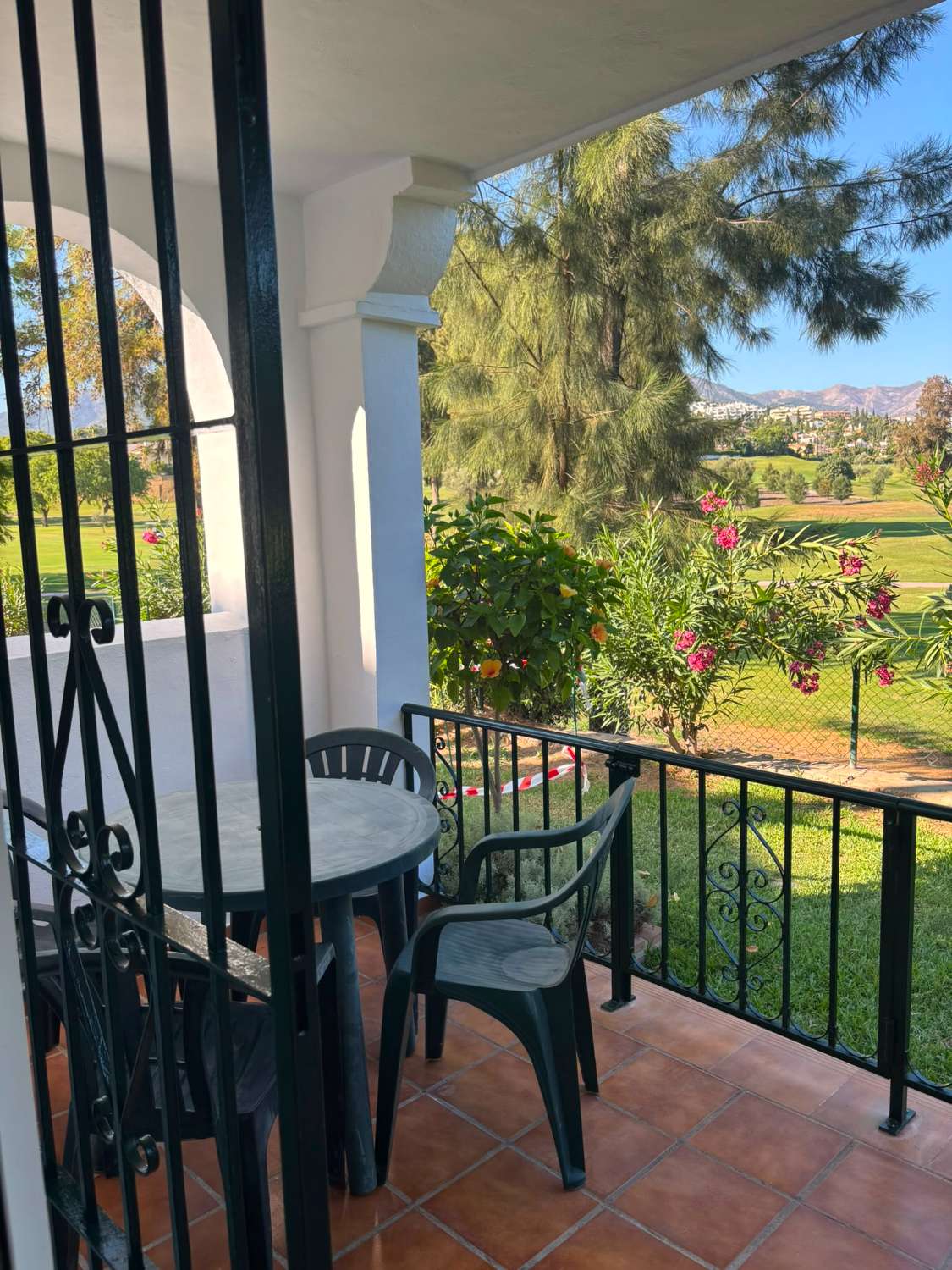 Larga Temporada . Se alquila desde principios de Julio 2026  bonito apartamento cerca de Mijas Golf
