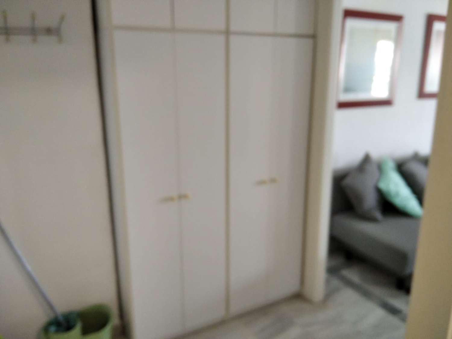 Larga temporada . Se alquila desde 31 de Julio 2026 mangnifico apartamento con vistas al mar en 2ª linea de playa en Benalmadena