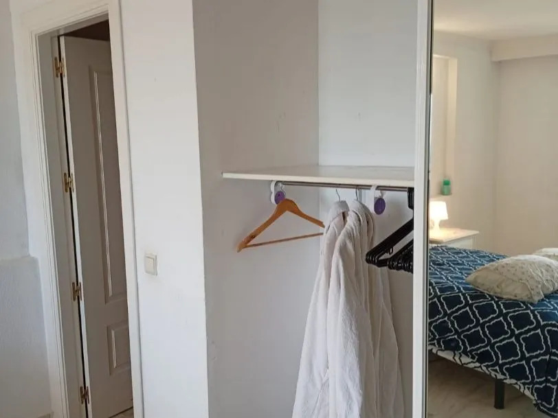 Larga temporada . Se alquila desde 31 de Julio 2026 mangnifico apartamento con vistas al mar en 2ª linea de playa en Benalmadena