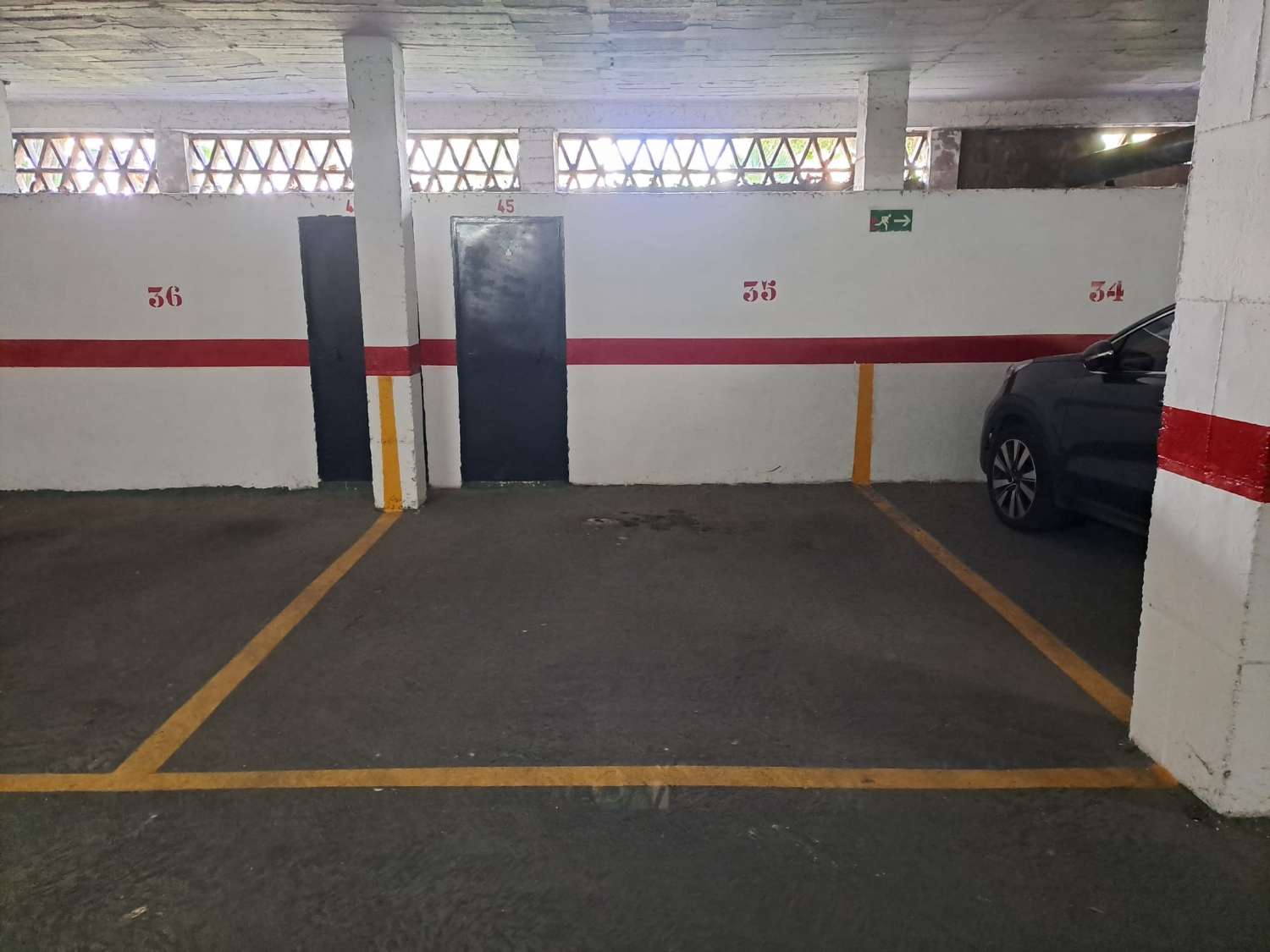 Media temporada.  Se alquila  desde 1.10.26-31.5.27 bonito apartamento en planta baja a 200 metros de la playa en Benalmádena.