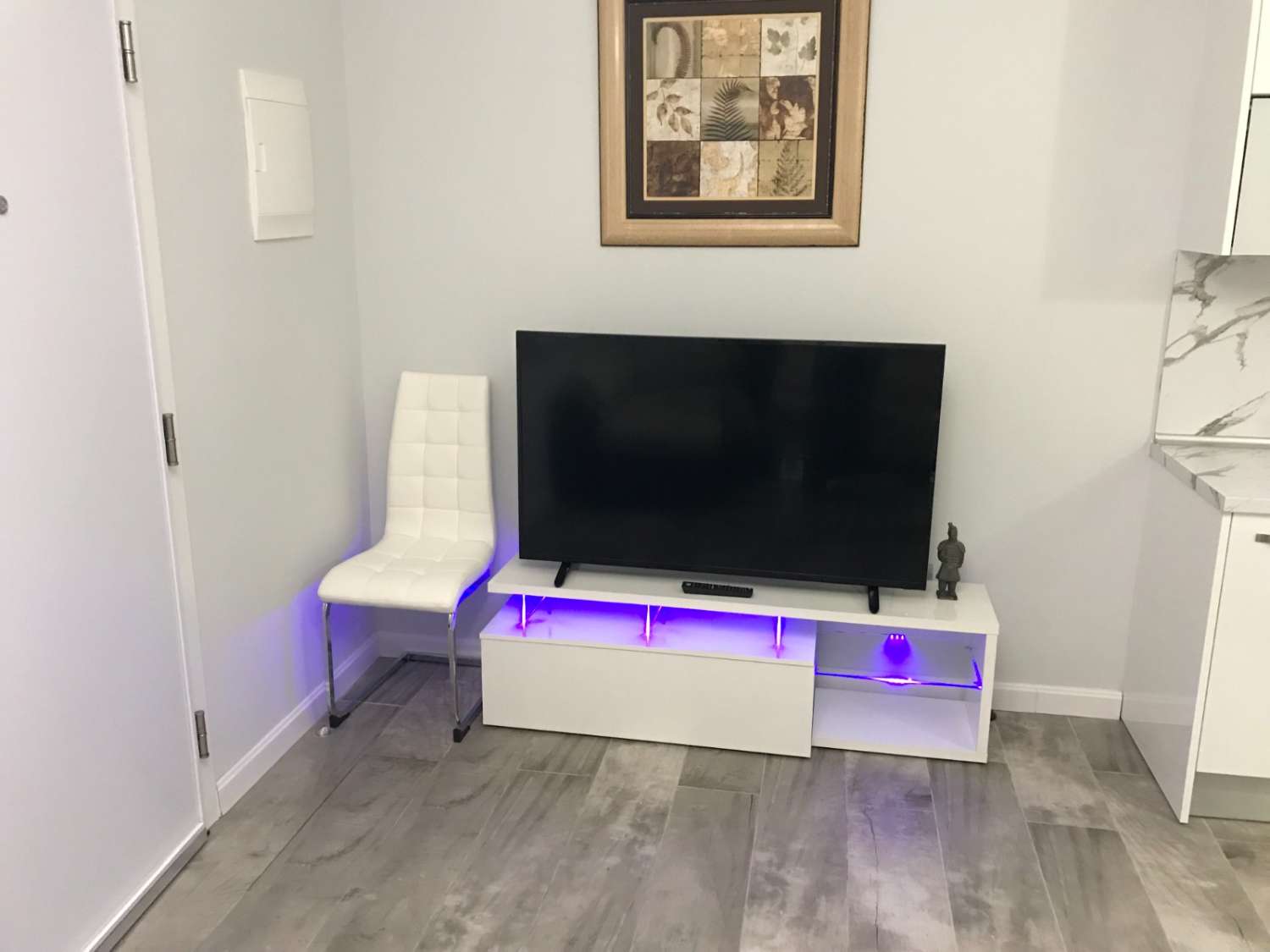 Media Temporada .Se alquila dede 1.10.26-30.4.27  apartamento al lado de la playa en La Carihuela (Torremolinos)