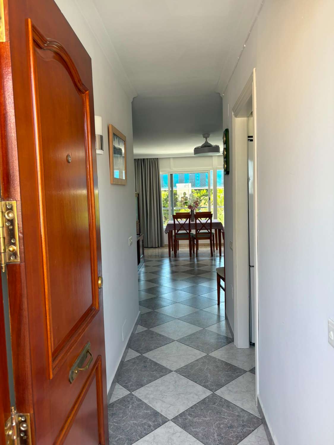 Mid-season . For rent from 1.11.26-31.5.2027 Nice apartment with sea views on the 1st line in Benalmadena