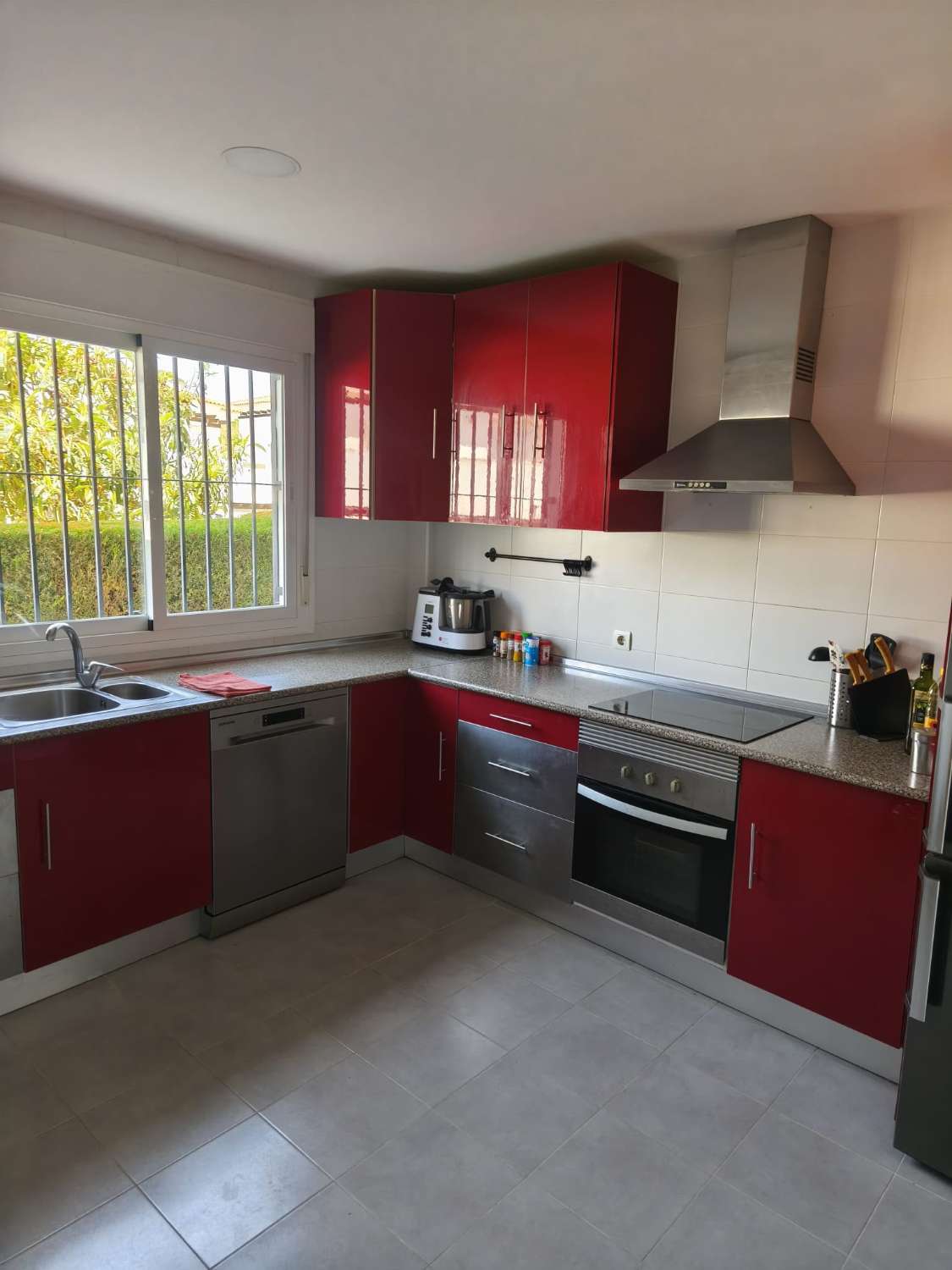 Beautiful semi-detached house for sale in Las Lagunas area ( Mijas )