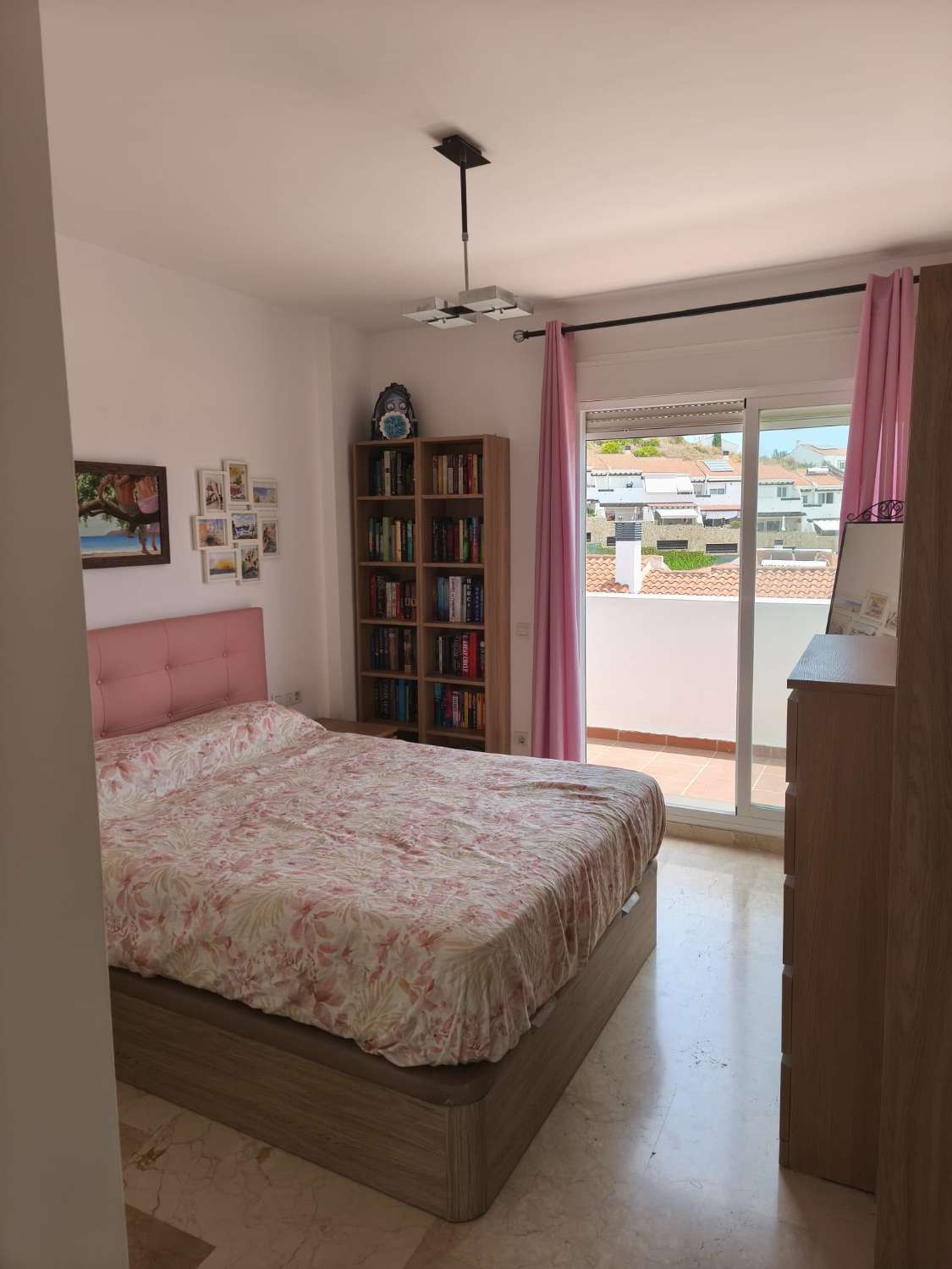 Beautiful semi-detached house for sale in Las Lagunas area ( Mijas )