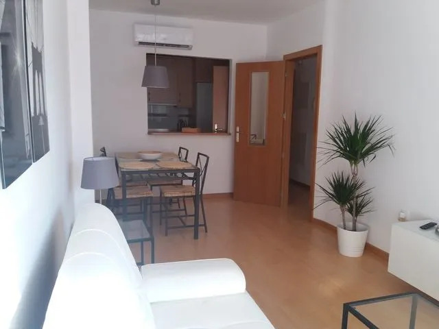 Media Temporada . Se alquila de 1.9.26-30.6.27 bonito apartamento en Fuengirola