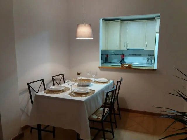 Media Temporada . Se alquila de 1.9.26-30.6.27 bonito apartamento en Fuengirola