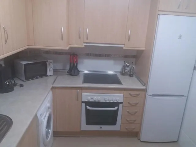Media Temporada . Se alquila de 1.9.26-30.6.27 bonito apartamento en Fuengirola