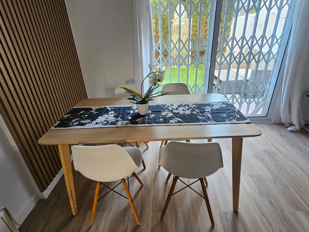 Larga temporada . Se alquila bonito apartamento en planta baja  zona  El Pinillo Torremolinos
