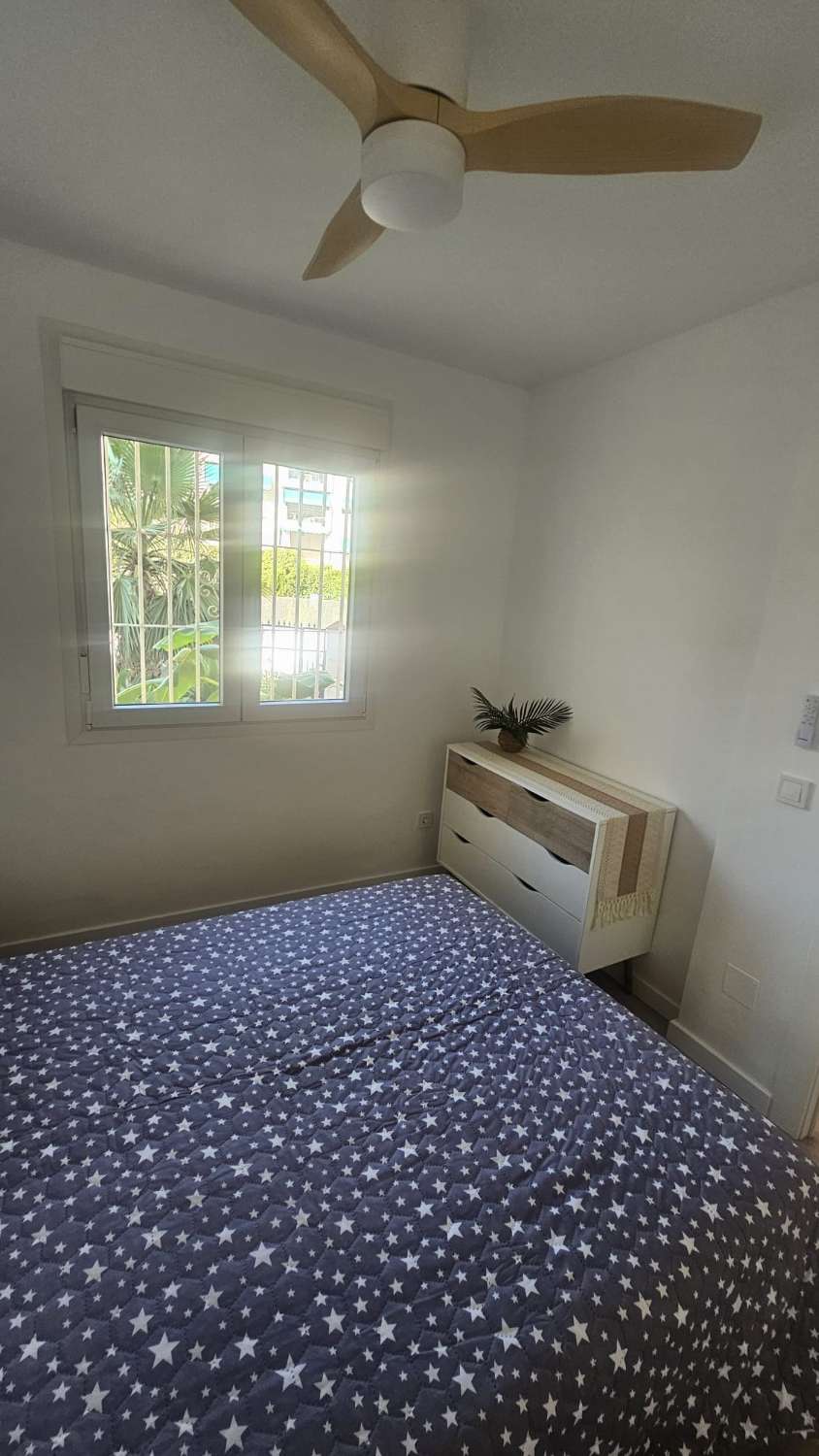 Media Temporada . Se alquila  desde 1.9.26-30.6.27 bonito apartamento en planta baja  zona  El Pinillo Torremolinos