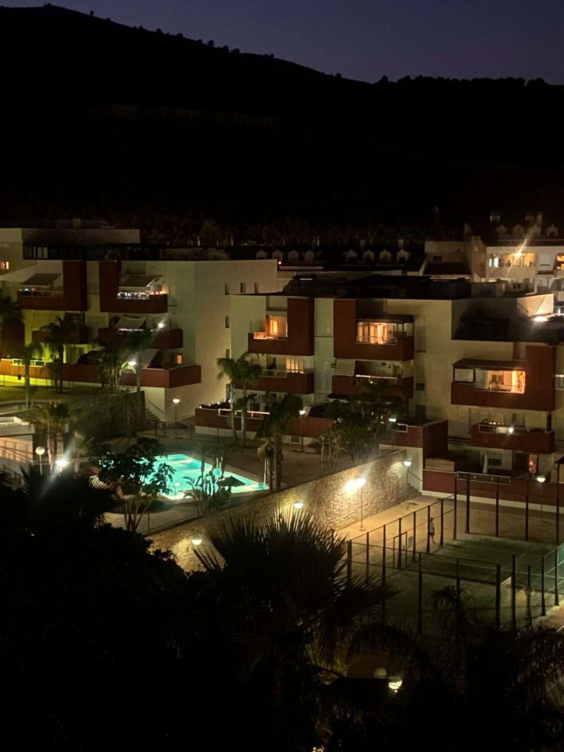 Se alquila por larga temporada bonito  Atico Duplex desde 1.9.26  con impresionantes  vistas al mar en zona Santangelo  Benalmadena
