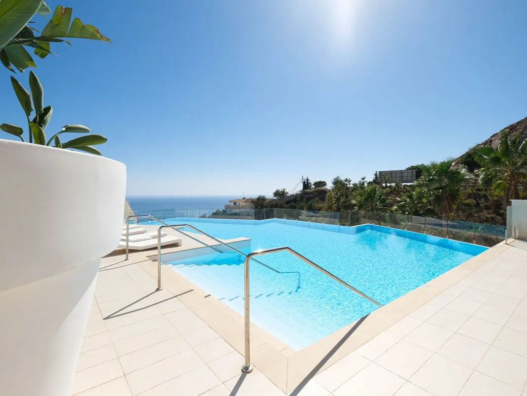 Magnificent Luxury Duplex Penthouse for sale with sea views in Retamar area ( El Higueron ) Benalmadena