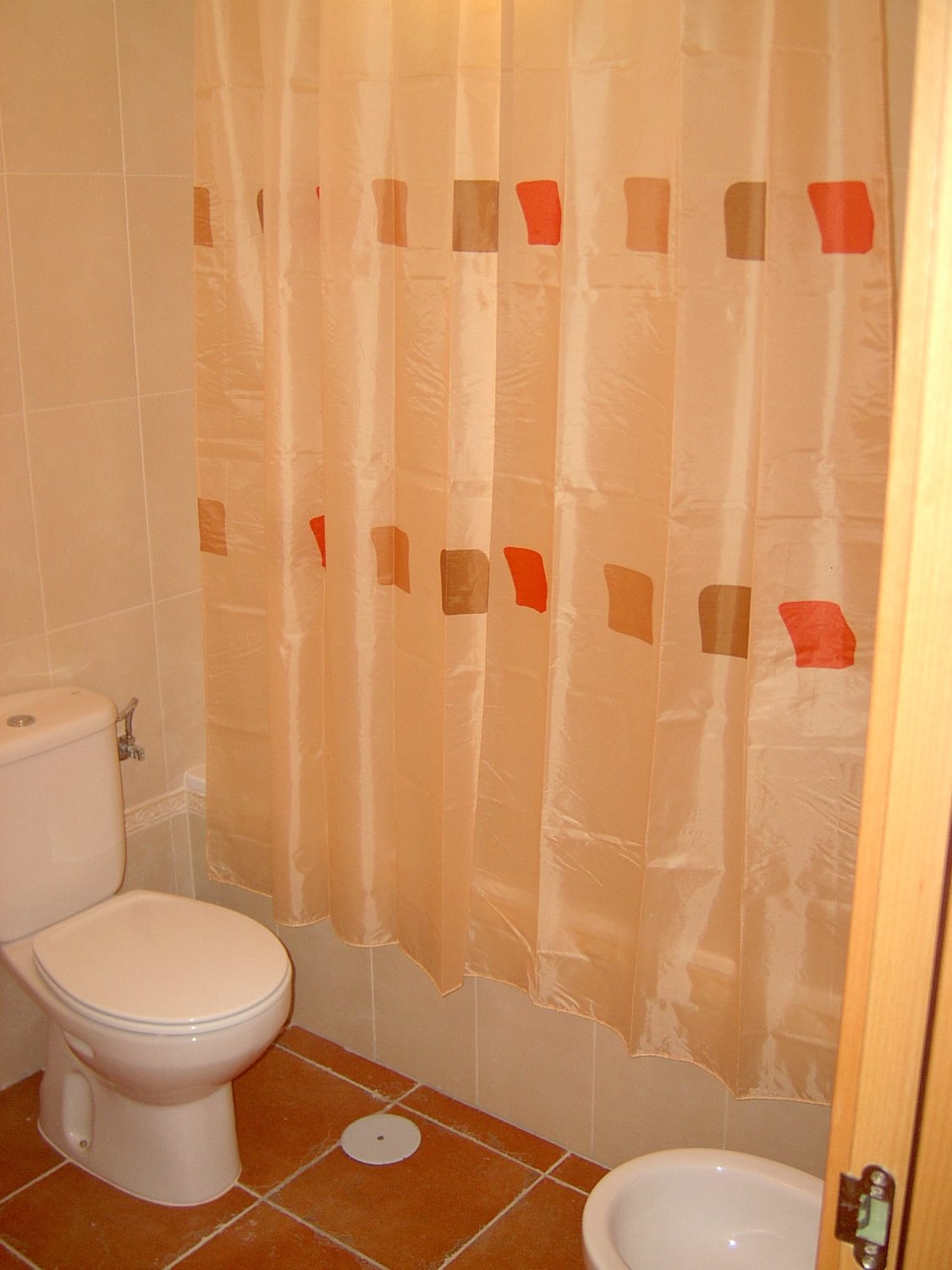 Larga temporada  desde 15.9.26 .Se alquila bonito apartamento en zona Los Pacos ( Fuengirola )