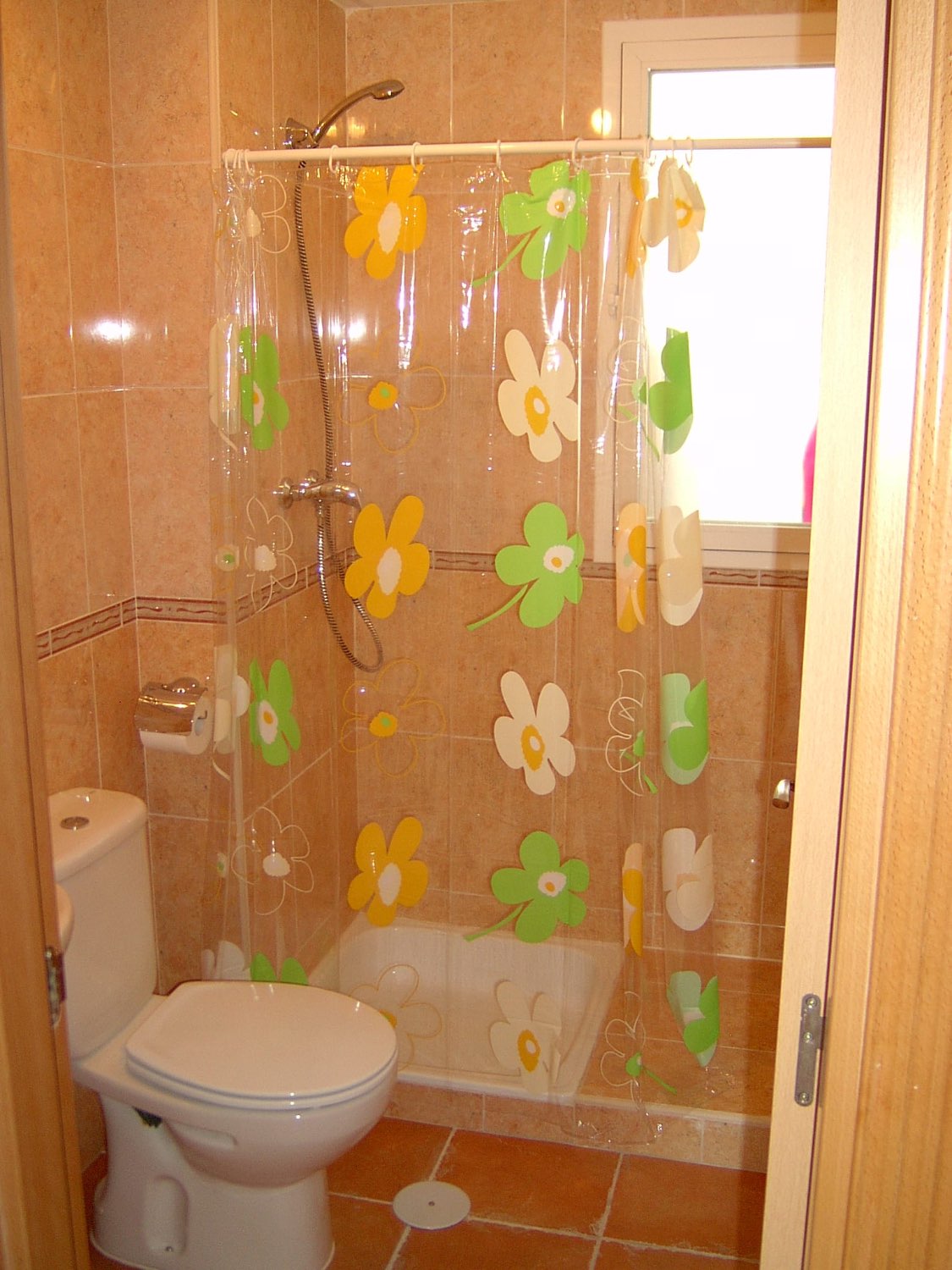 Larga temporada  desde 15.9.26 .Se alquila bonito apartamento en zona Los Pacos ( Fuengirola )