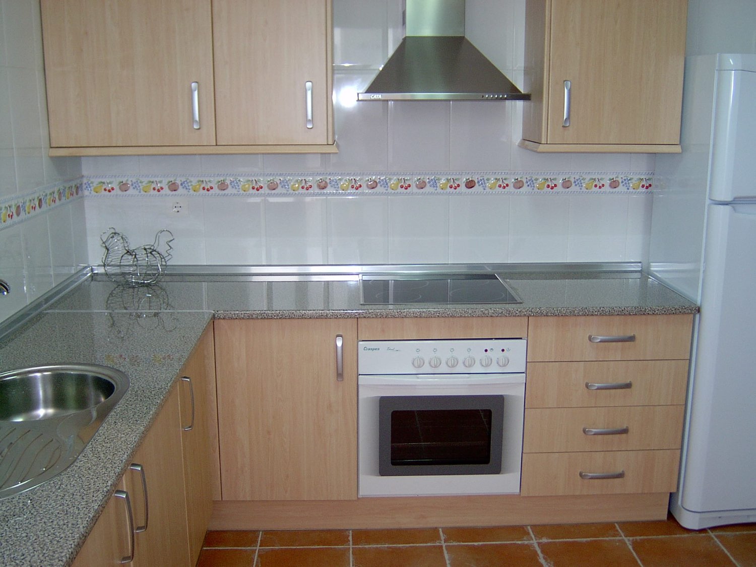 Larga temporada  desde 15.9.26 .Se alquila bonito apartamento en zona Los Pacos ( Fuengirola )