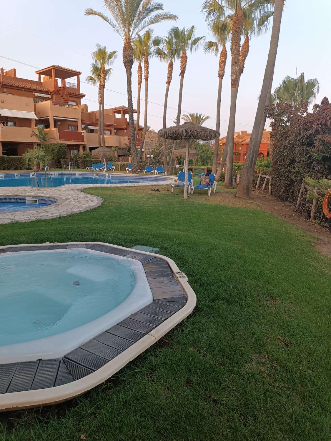 Media Temporada .SE ALQUILA DESDE  27 09 .26-15.6-27 PRECIOSO APARTAMENTO CON VISTAS AL MAR EN MARBELLA