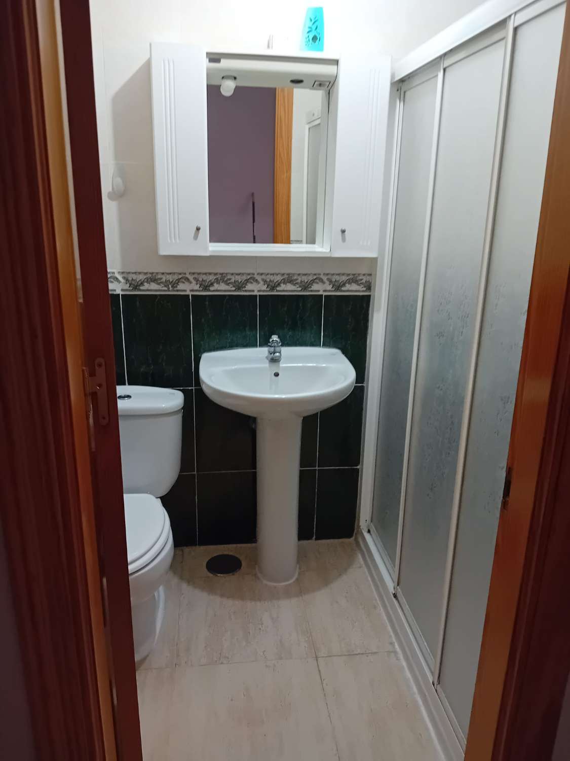 MEDIA TEMPORADA . SE ALQUILA DESDE 01/1/27 -30/6/27  BONTIO APARTAMENTO EN FUENGIROLA CON EXCELENTE UBICACIÓN