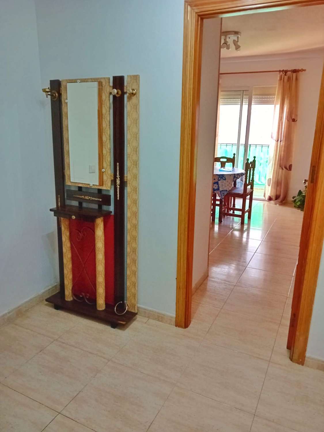 MEDIA TEMPORADA . SE ALQUILA DESDE 01/1/27 -30/6/27  BONTIO APARTAMENTO EN FUENGIROLA CON EXCELENTE UBICACIÓN