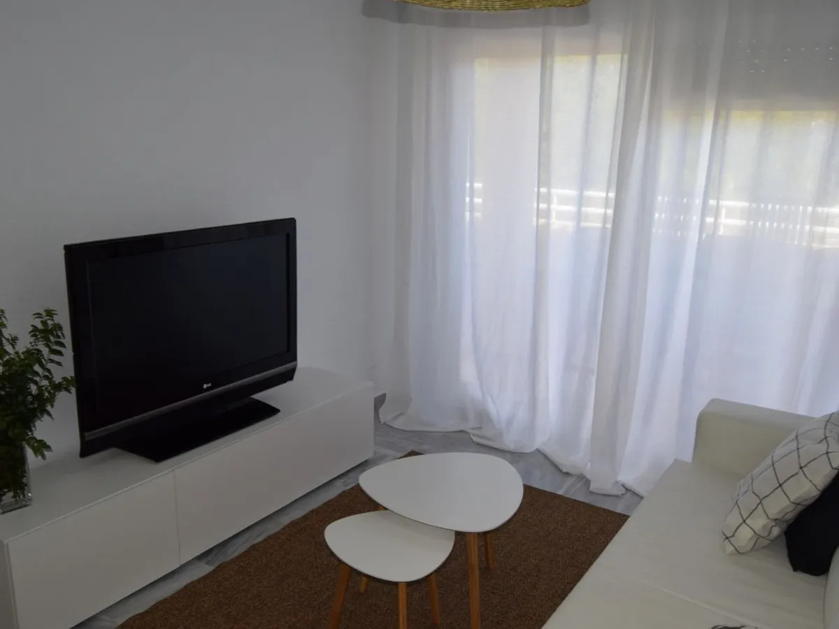 Larga Temporada. Se alquila  maravilloso Atico  con vistas al mar en zona Nueva Torrequebrada a 600 metros de la playa en Benalmadena