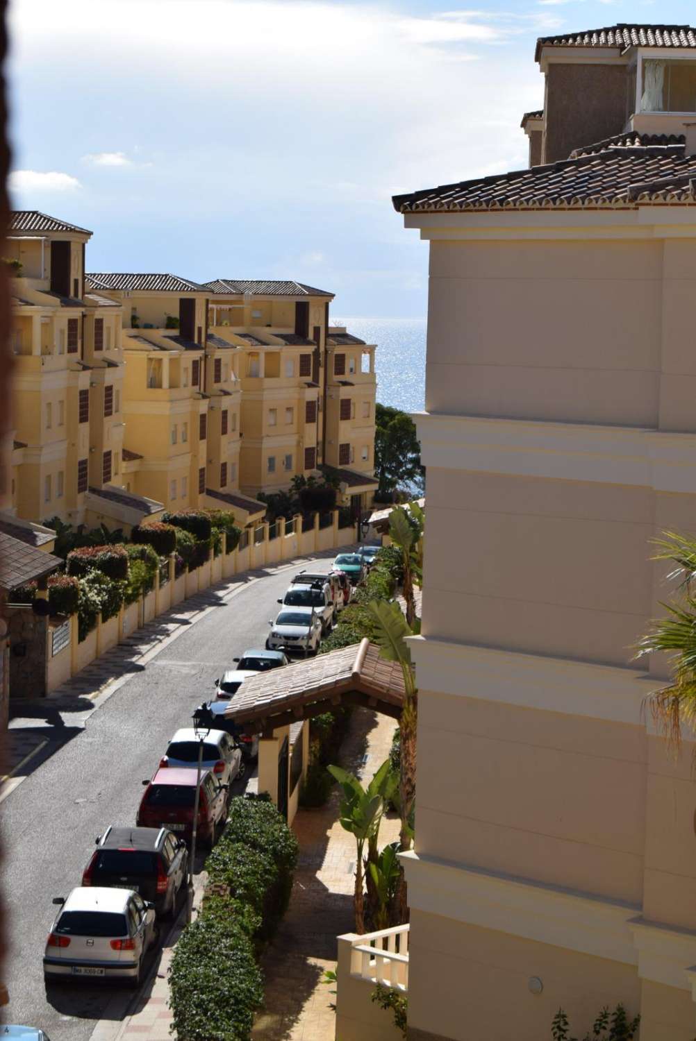 Larga Temporada. Se alquila  maravilloso Atico  con vistas al mar en zona Nueva Torrequebrada a 600 metros de la playa en Benalmadena