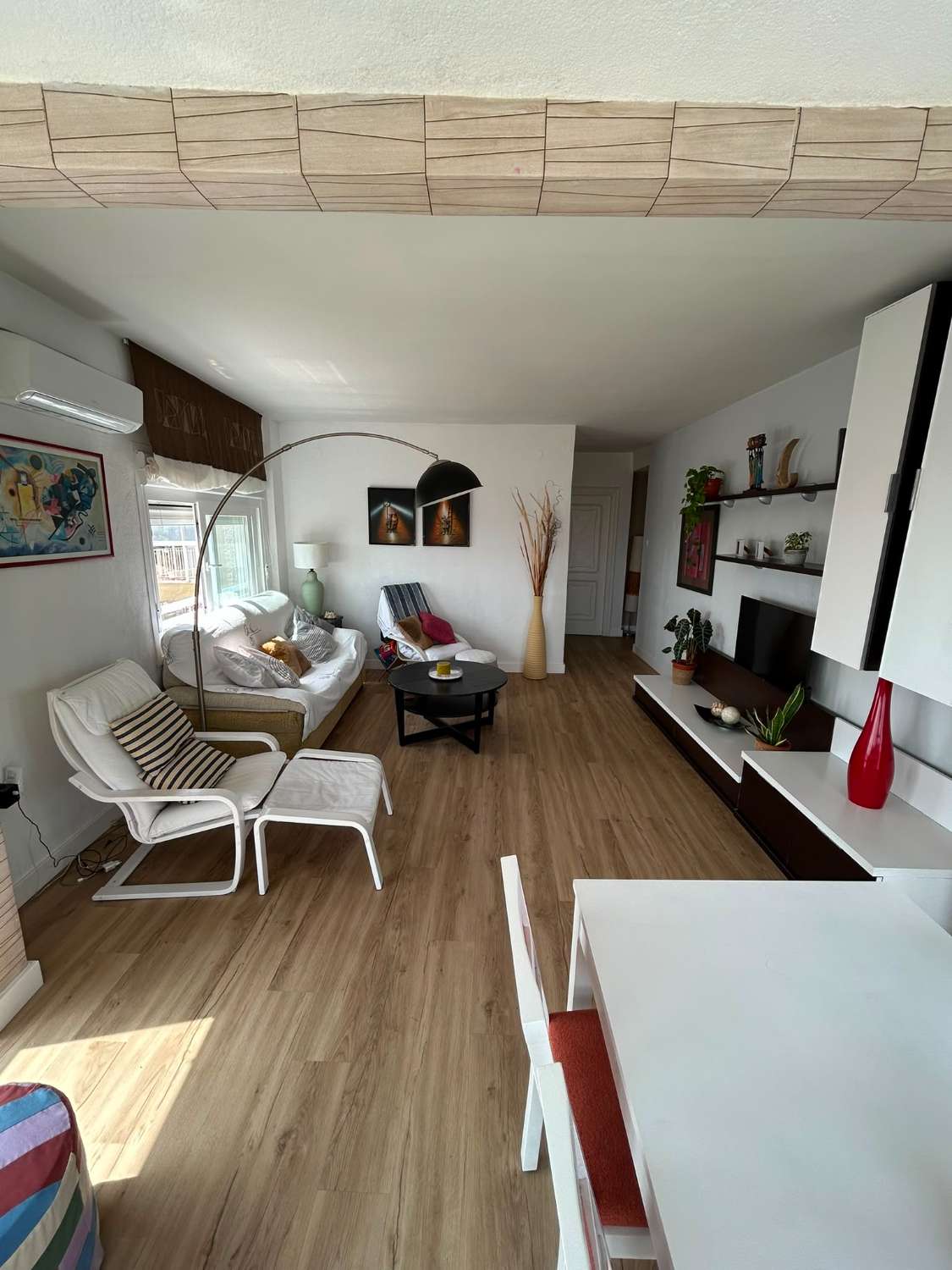 Metà stagione. In affitto dal 1.9.26 al 30.6.27 Bel appartamento con vista sul mare a Benalmadena